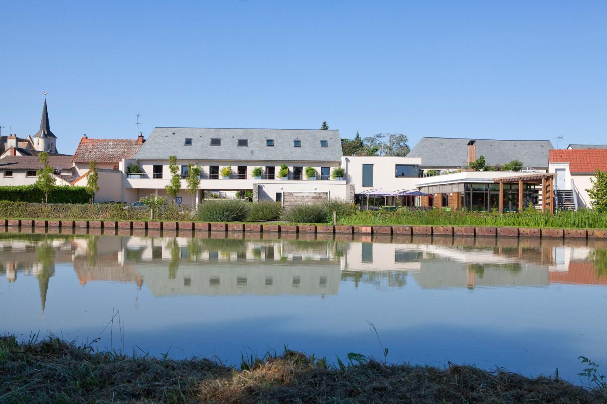 Logis Hotel Terre De Loire Belleville-sur-Loire Екстер'єр фото