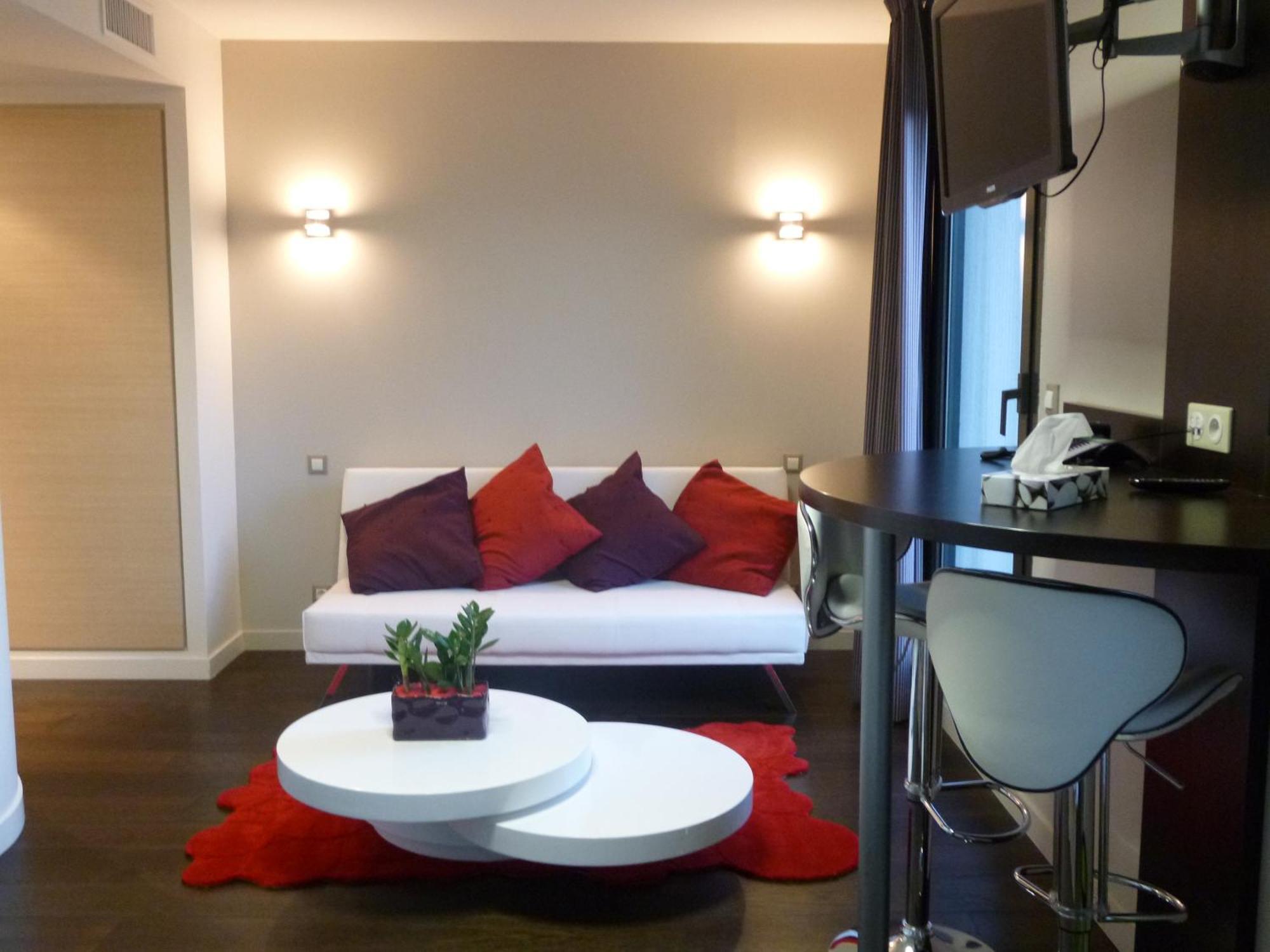 Logis Hotel Terre De Loire Belleville-sur-Loire Екстер'єр фото
