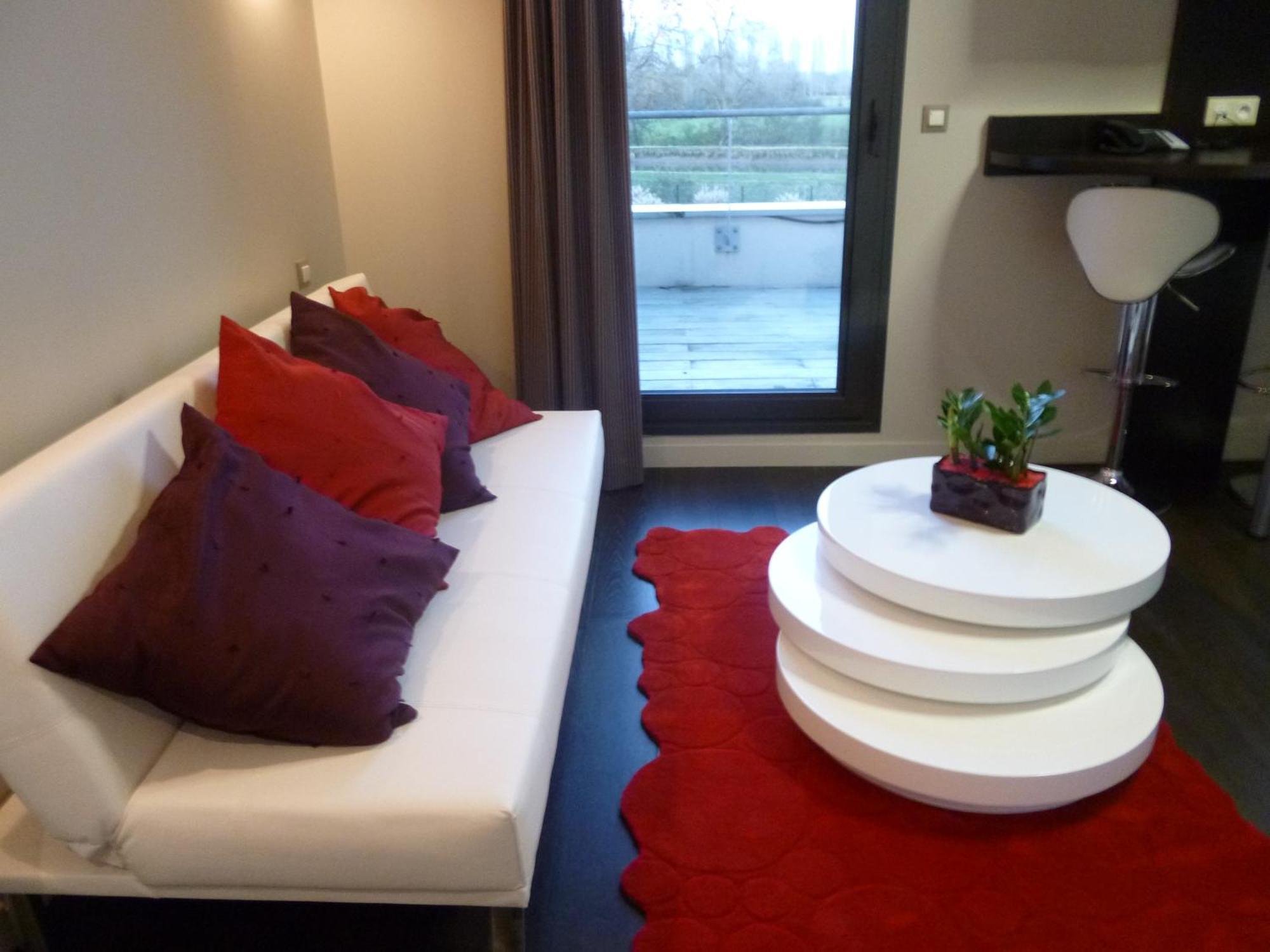 Logis Hotel Terre De Loire Belleville-sur-Loire Екстер'єр фото