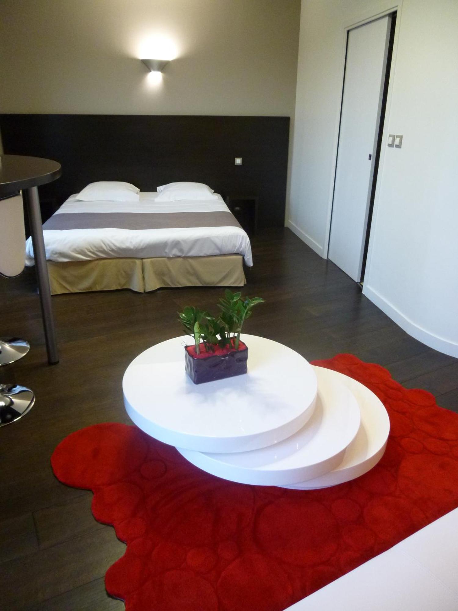 Logis Hotel Terre De Loire Belleville-sur-Loire Екстер'єр фото