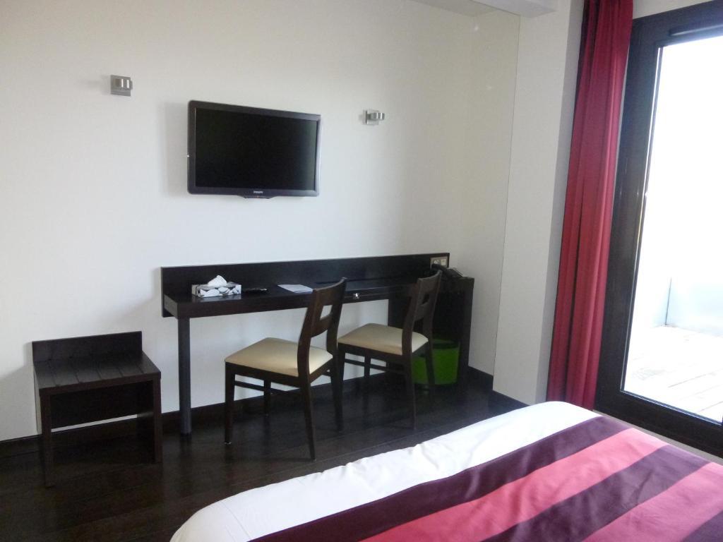 Logis Hotel Terre De Loire Belleville-sur-Loire Номер фото