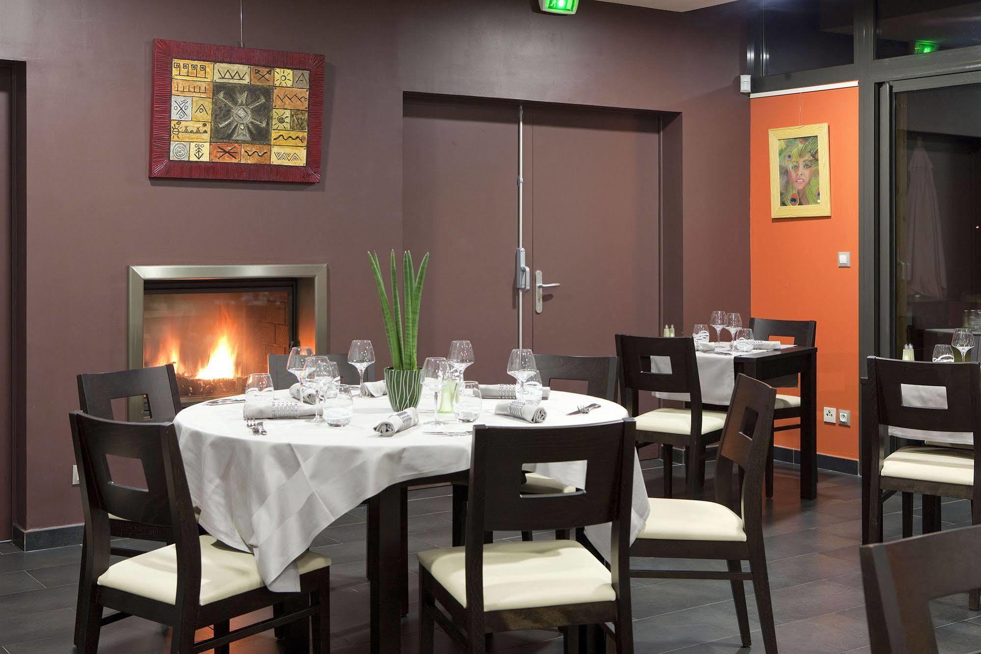 Logis Hotel Terre De Loire Belleville-sur-Loire Екстер'єр фото
