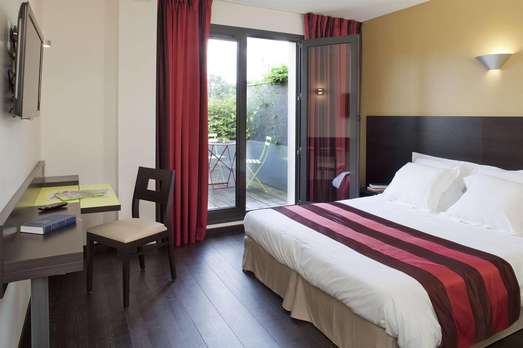Logis Hotel Terre De Loire Belleville-sur-Loire Екстер'єр фото