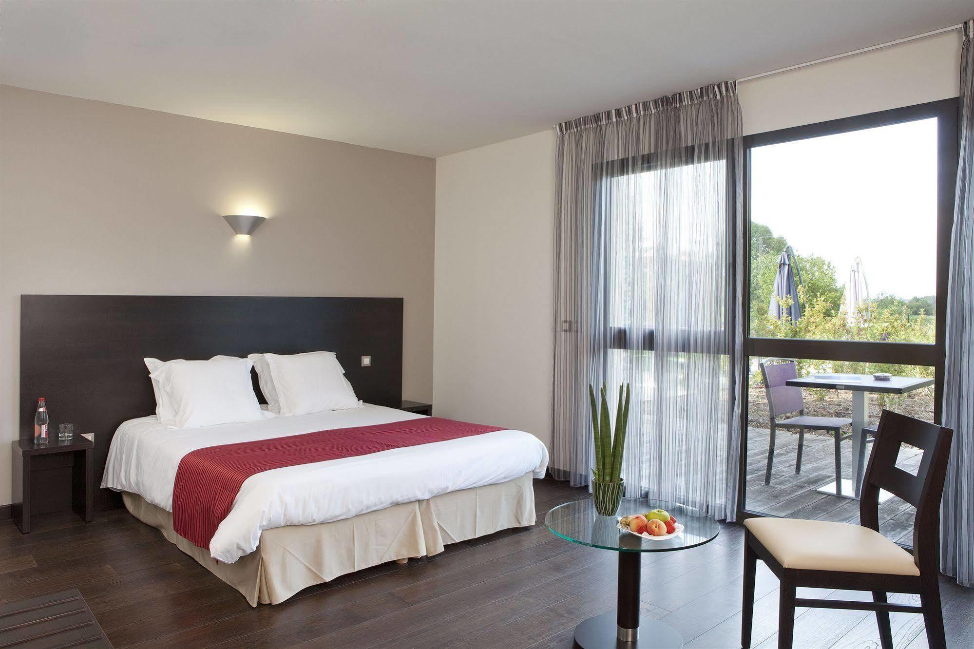 Logis Hotel Terre De Loire Belleville-sur-Loire Екстер'єр фото